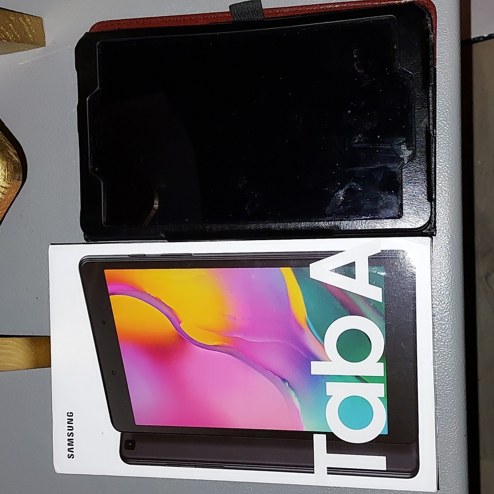 A samsung galaxy Tab A model year 2019 32 GB factory reset and ready to use